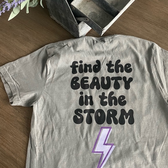 STORM WIDOW Linewife Comfort Colors Pocket T-Shirt - Picture 5 of 5